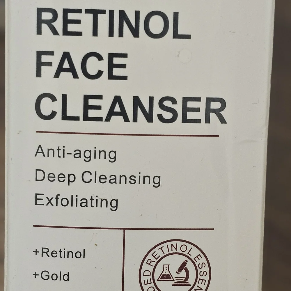 Retinol Face Cleanser.‎